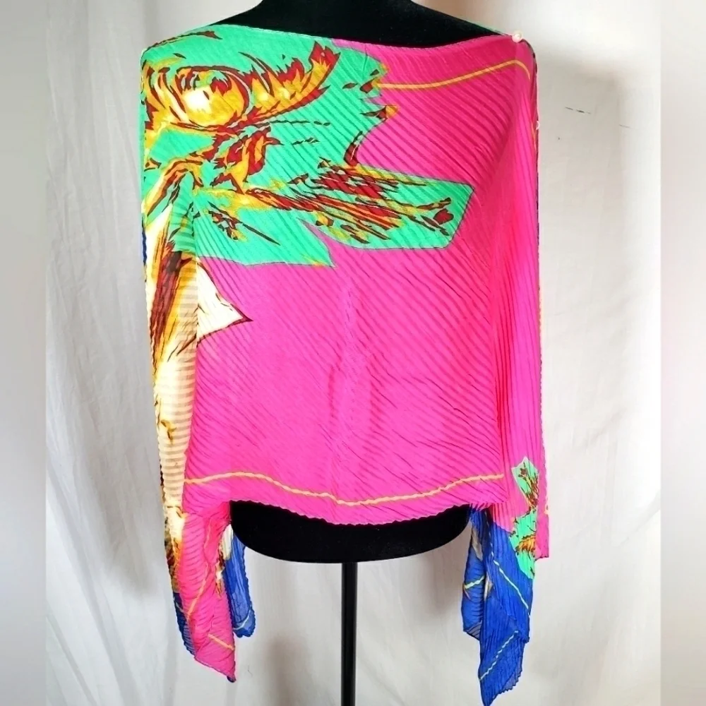 Beautiful Pink Hawaiian Off the Shoulder Pearl Button Overlaying Wrap